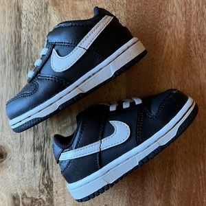 Nike shoes - Toddler boys size US 5